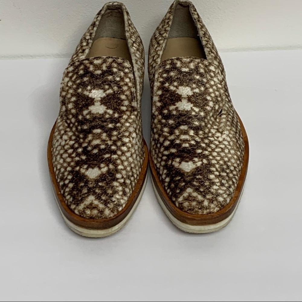 FREE PEOPLE Size 36 (US 5.5) Snake Eye Slip on Loafers Shoes
